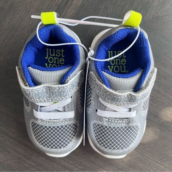 CARTER’S Just One You Boy’s Silas Sneakers in Gray Size 3 NEW - Picture 9 of 11